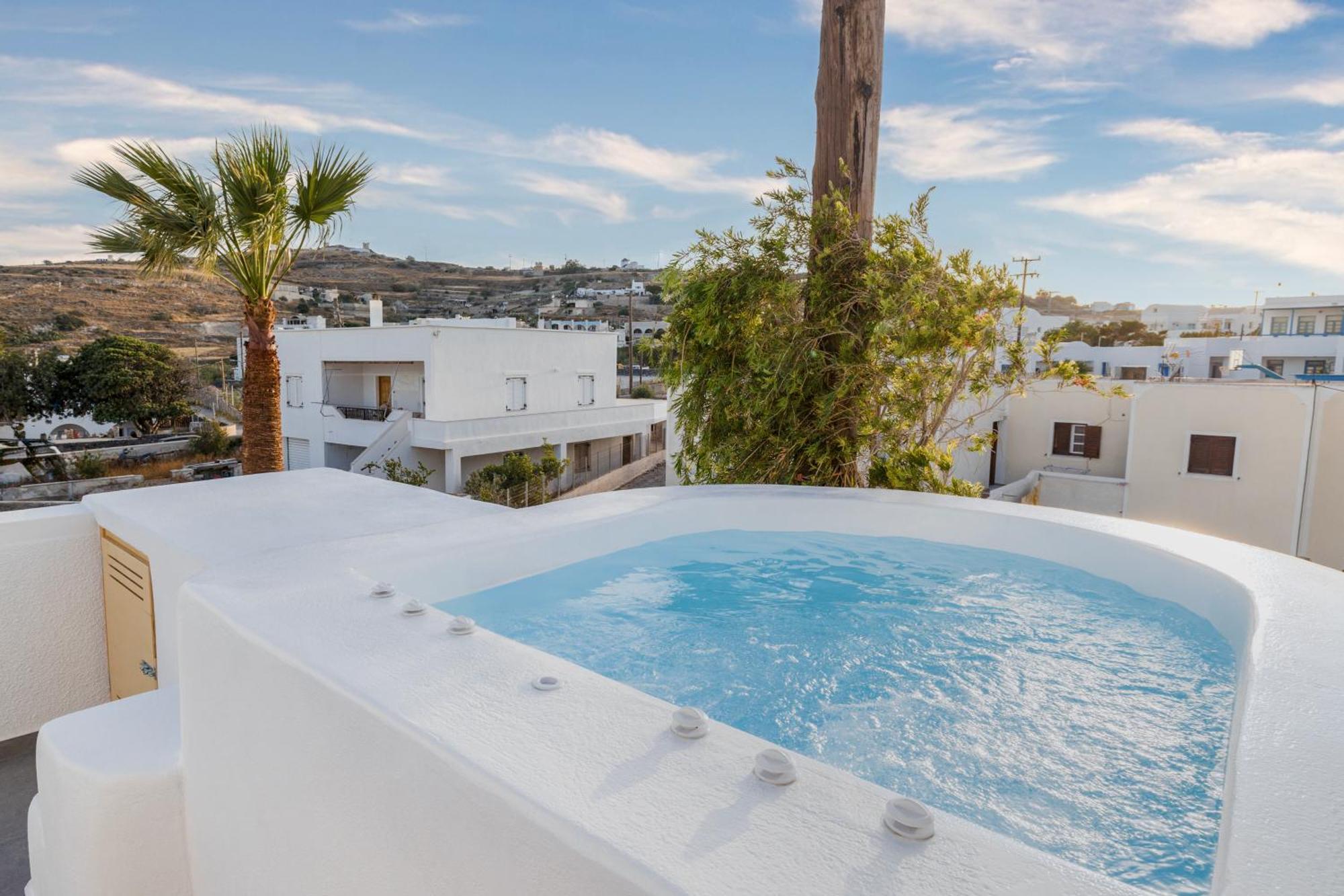 Commercio Santorini Emporio (Santorini)